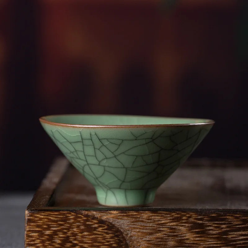 Willow celadon tea cup pair in Style 01