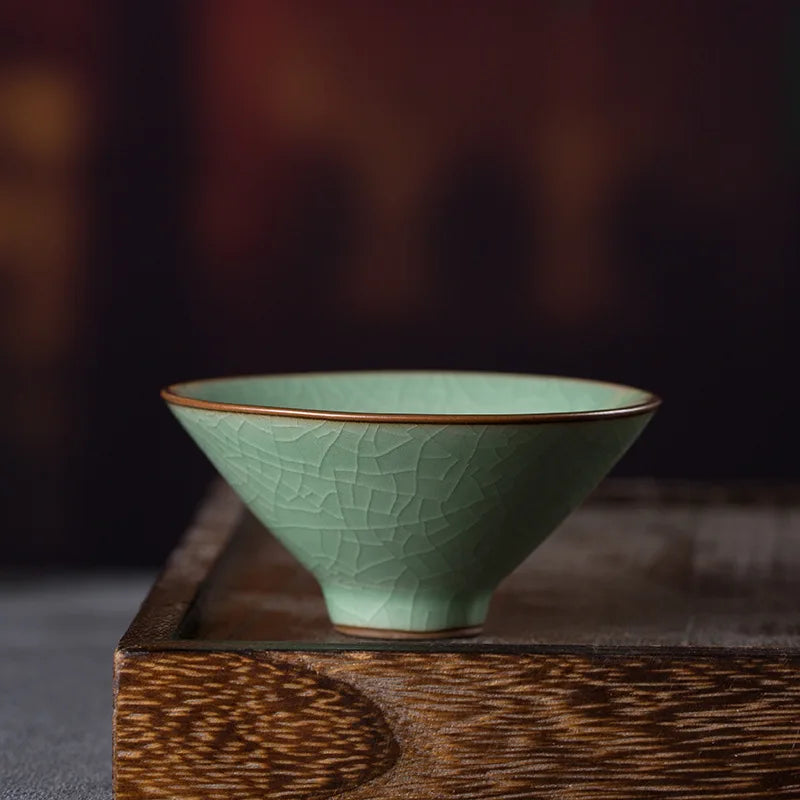 Willow celadon tea cup pair in Style 04