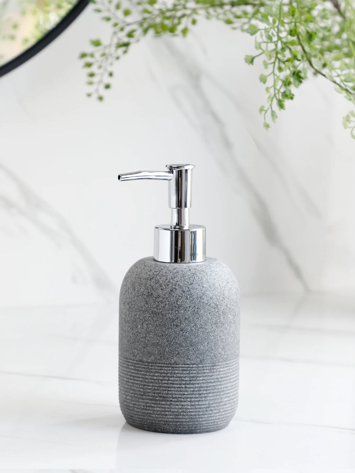 Cove 5-piece bathroom set