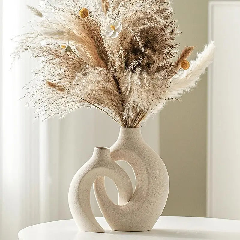 Mono resin vase in white