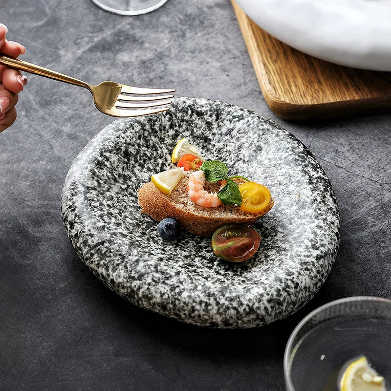 Cairn stone-pattern porcelain plate
