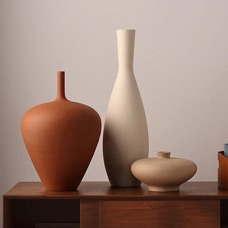 Plume ceramic tabletop vase